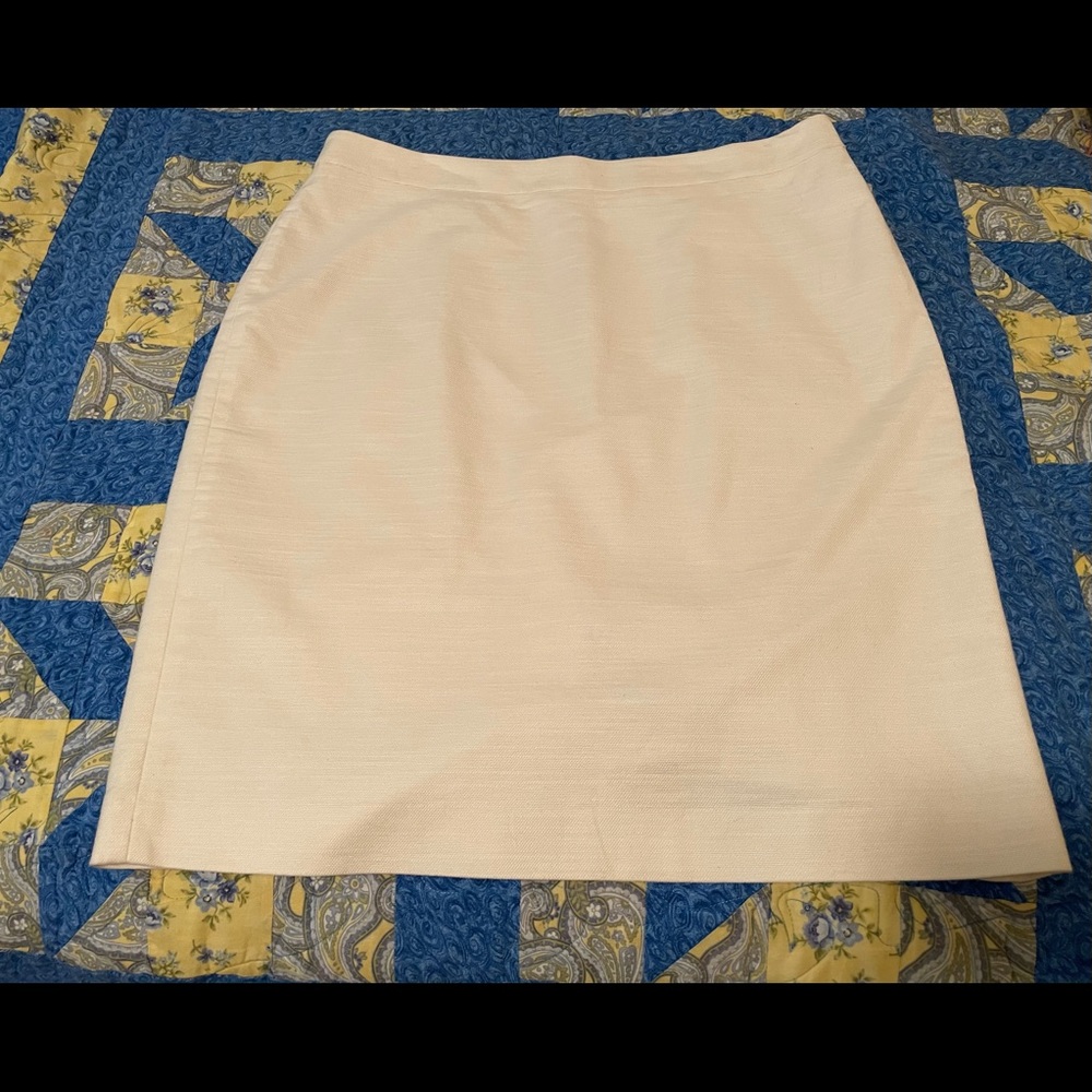 Women’s White Skirt Ann Taylor 16